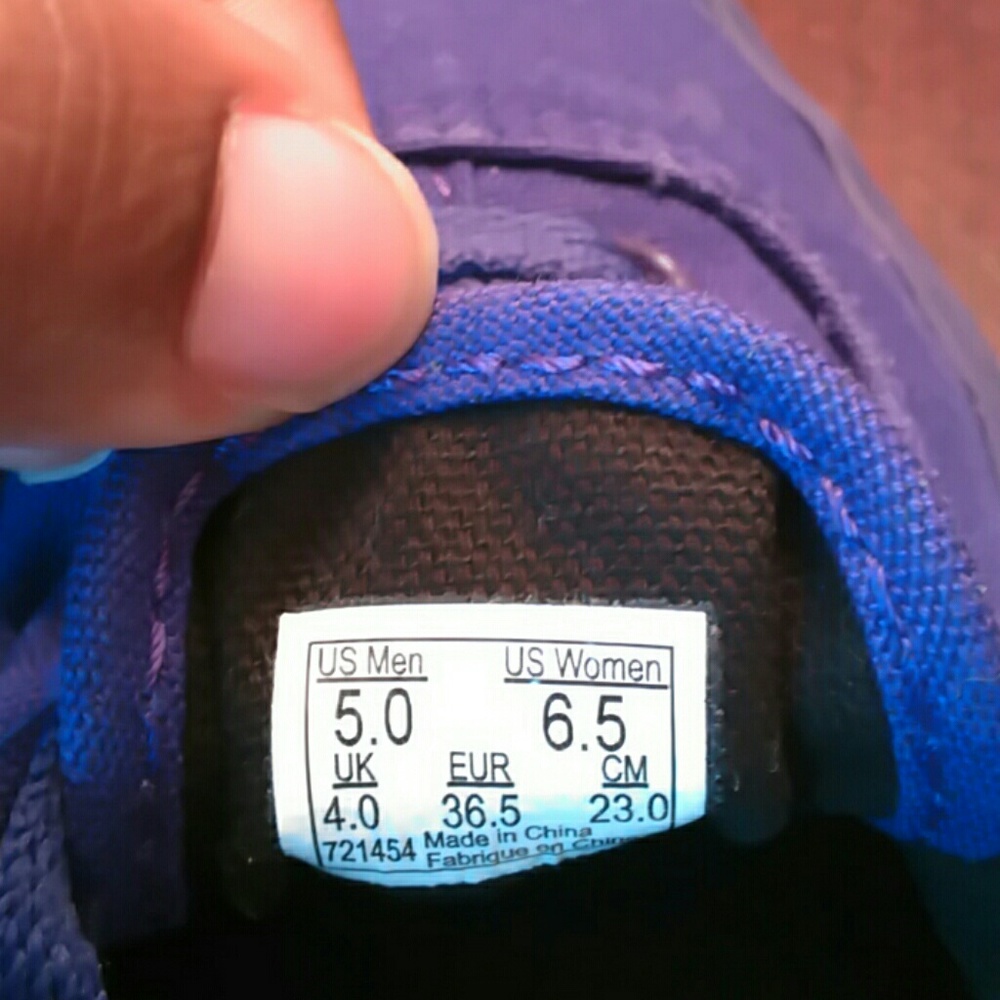 Vans - Picture 3 of 3